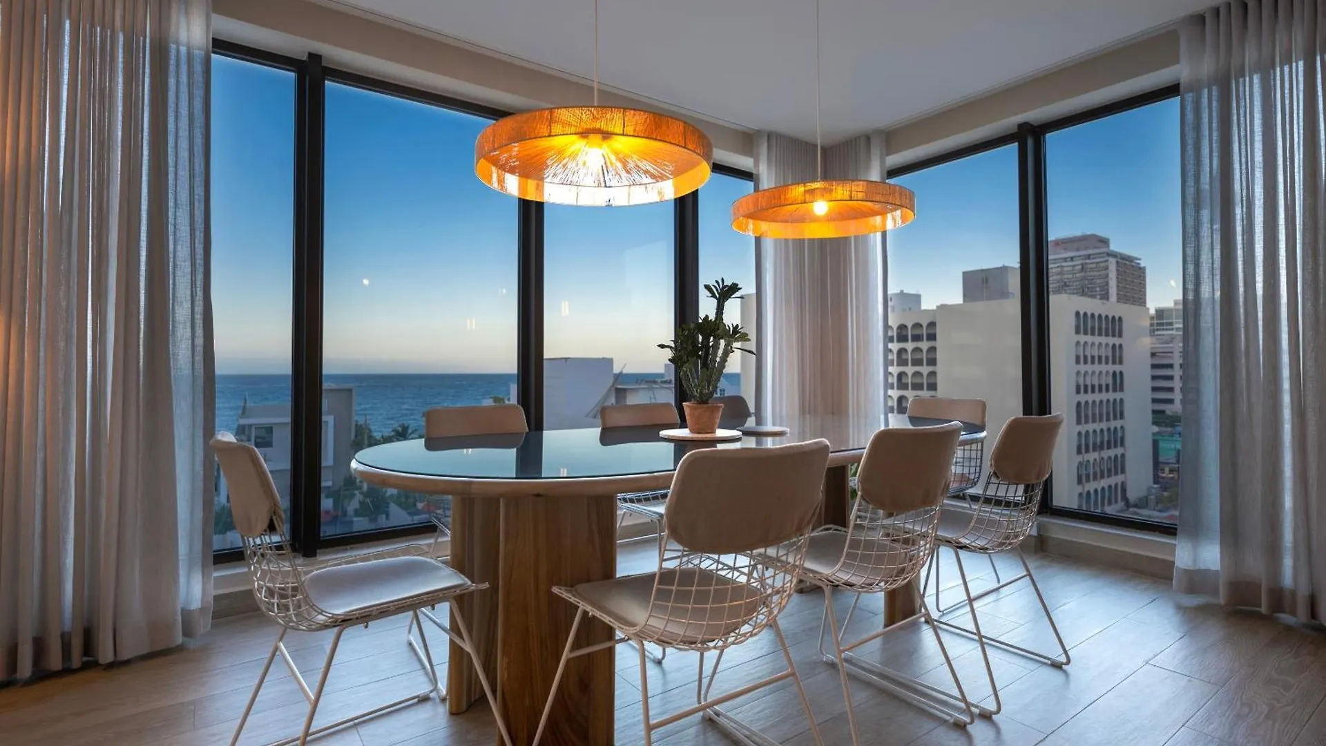 Hibird- Apartment And Suites Hotel San Juan