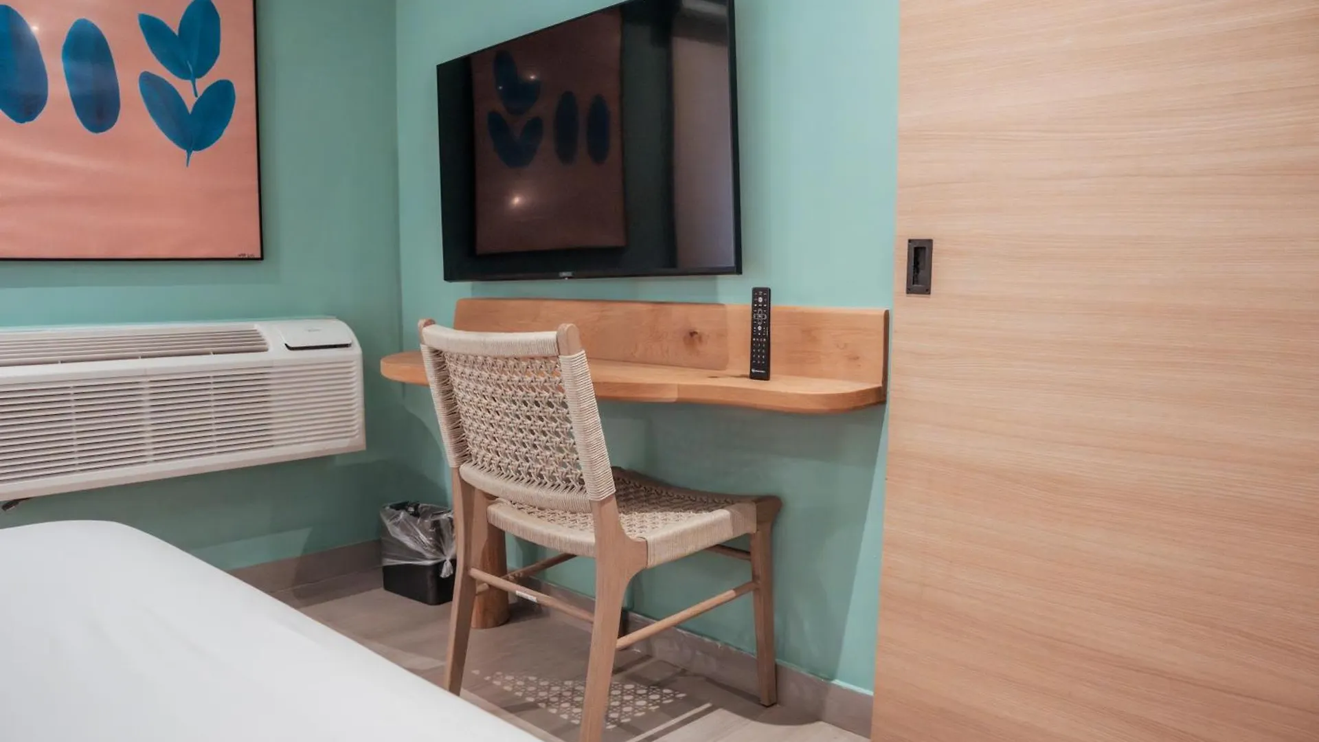Hibird- Apartment And Suites Hotel San Juan Puerto Rico