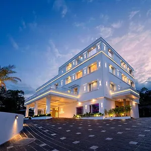 *** Hotel Grand Avenue India