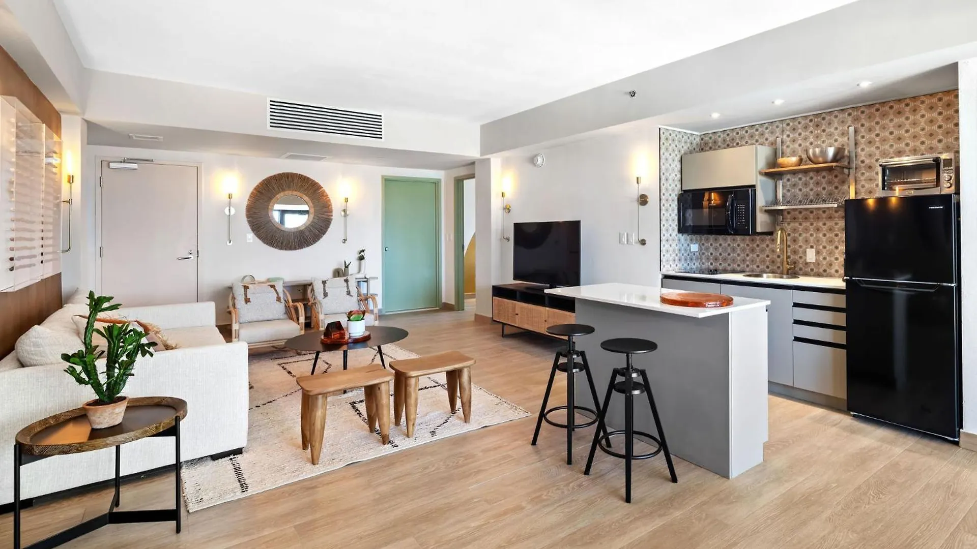 Hibird- Apartment And Suites Hotel San Juan Puerto Rico