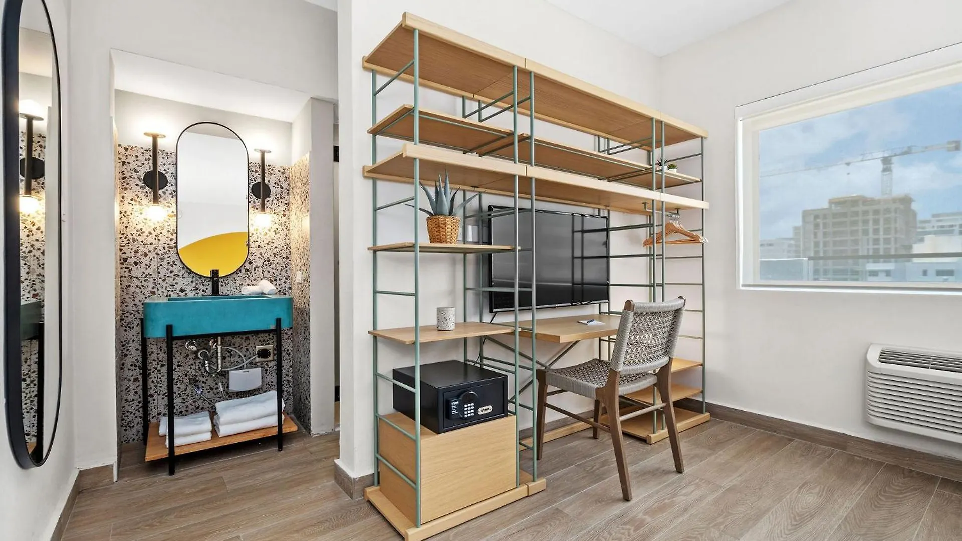 Aparthotel Hibird- Apartment And Suites Hotel San Juan